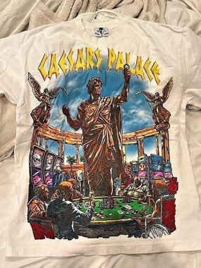 WL Graphic Short Sleeve Tee Size Large